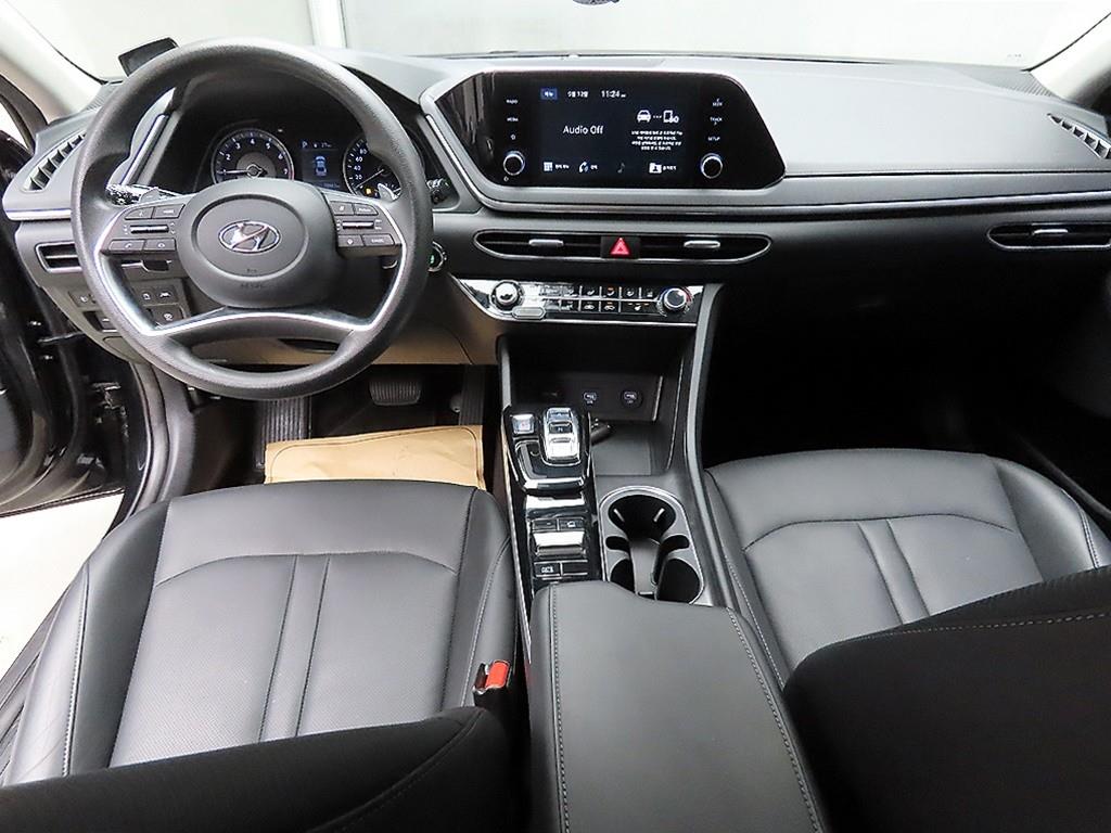 HYUNDAI Sonata - Vista 7