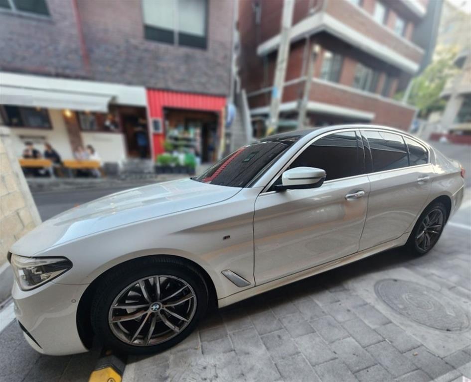 BMW 5 Series - Vista 2
