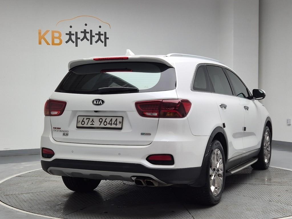 KIA Sorento - Vista 3