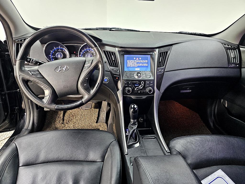 HYUNDAI Sonata - Vista 5