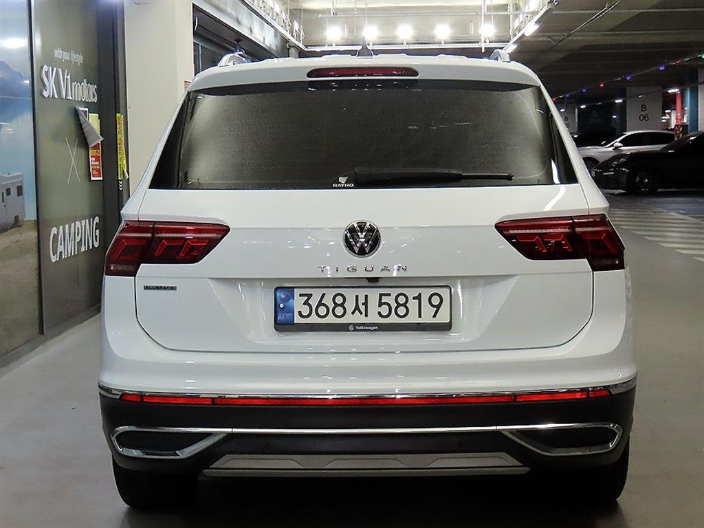 Volkswagen Tiguan - Vista 5