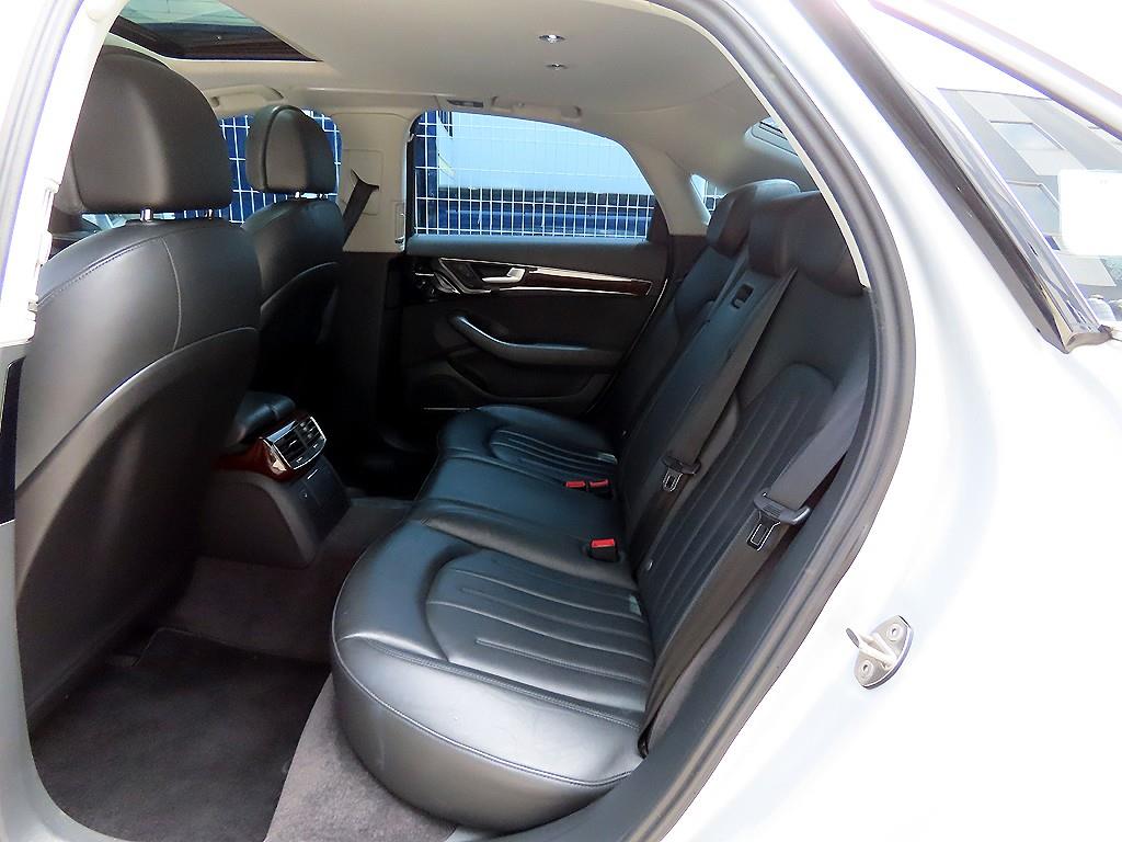 Audi A8 - Vista 6