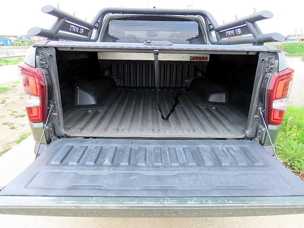 Ssangyong Rexton - Vista 4