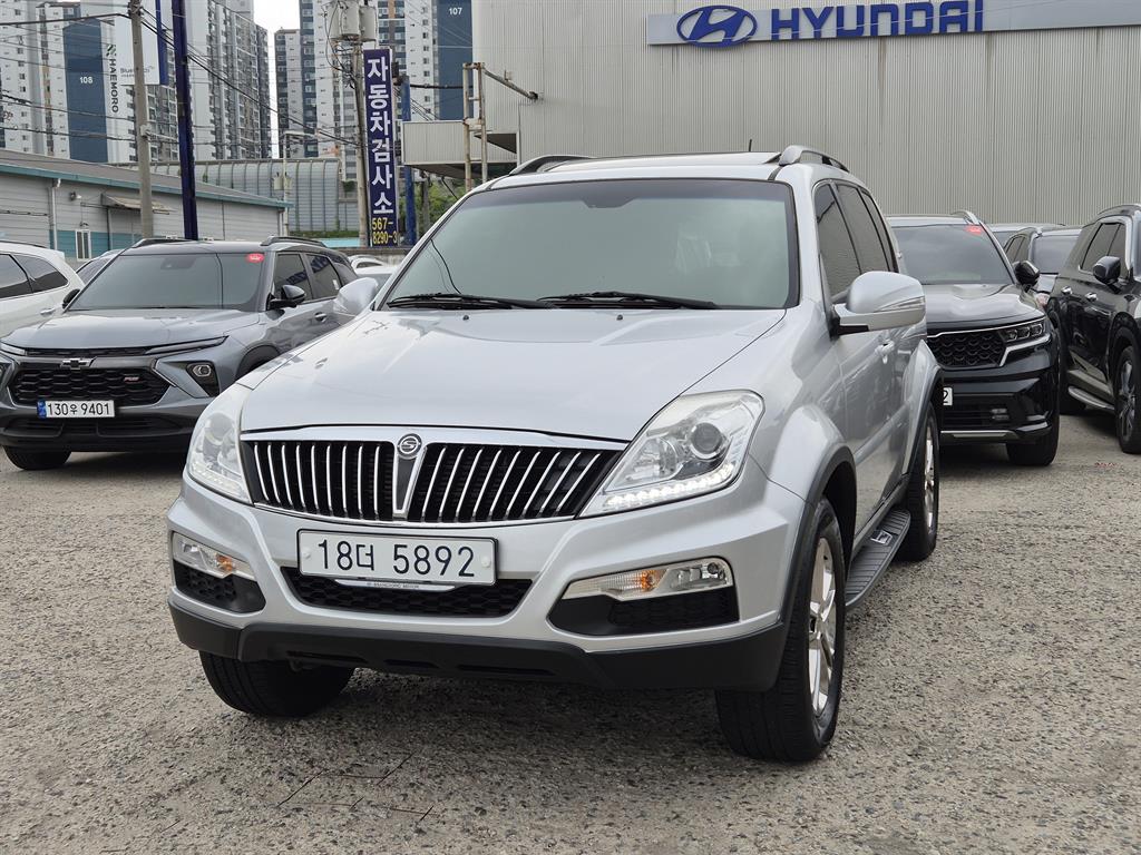 Ssangyong Rexton 2015 Plateado - Importación desde Corea - HF Imports Iquique - Foto 1