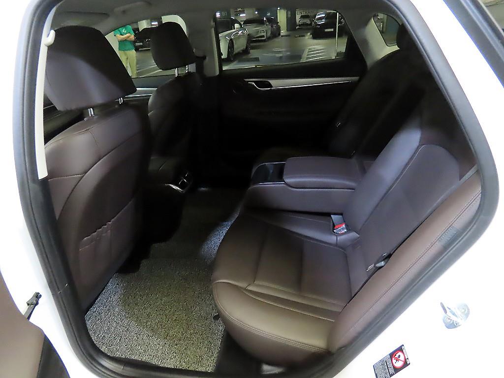 HYUNDAI Grandeur - Vista 7