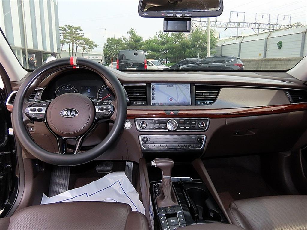 KIA K7 - Vista 7
