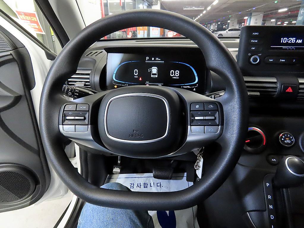 HYUNDAI Casper - Vista 8