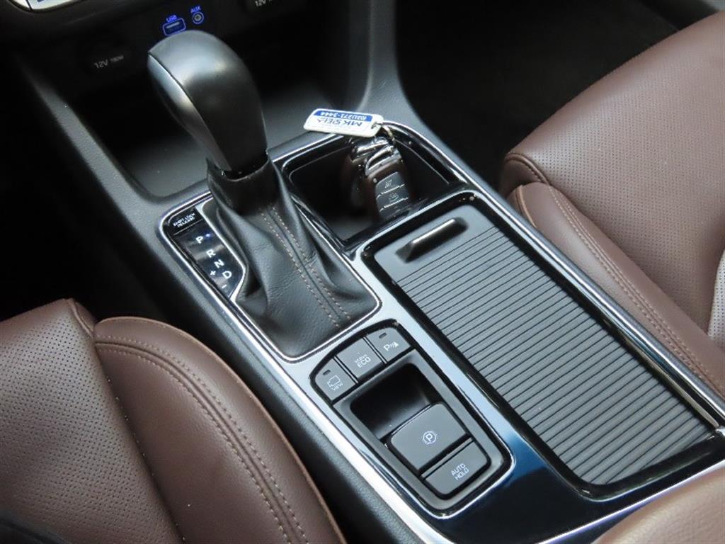HYUNDAI Sonata - Vista 11