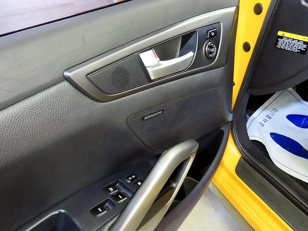 HYUNDAI Veloster 2013 Amarillo - Importación desde Corea - HF Imports Iquique - Foto 13
