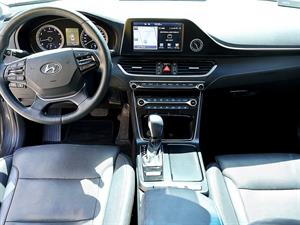 HYUNDAI Grandeur - Vista 10