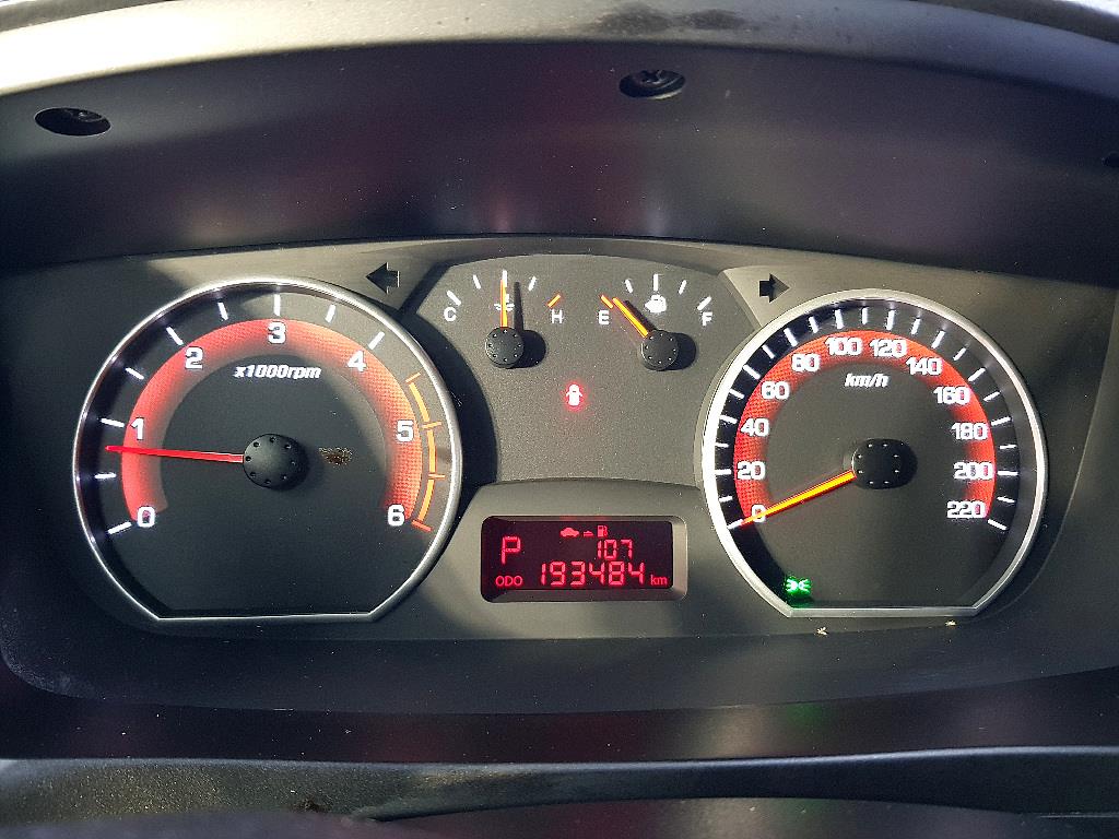 Ssangyong Korando - Vista 7