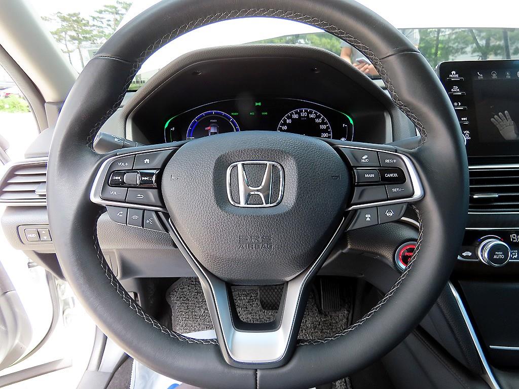 Honda Accord - Vista 8