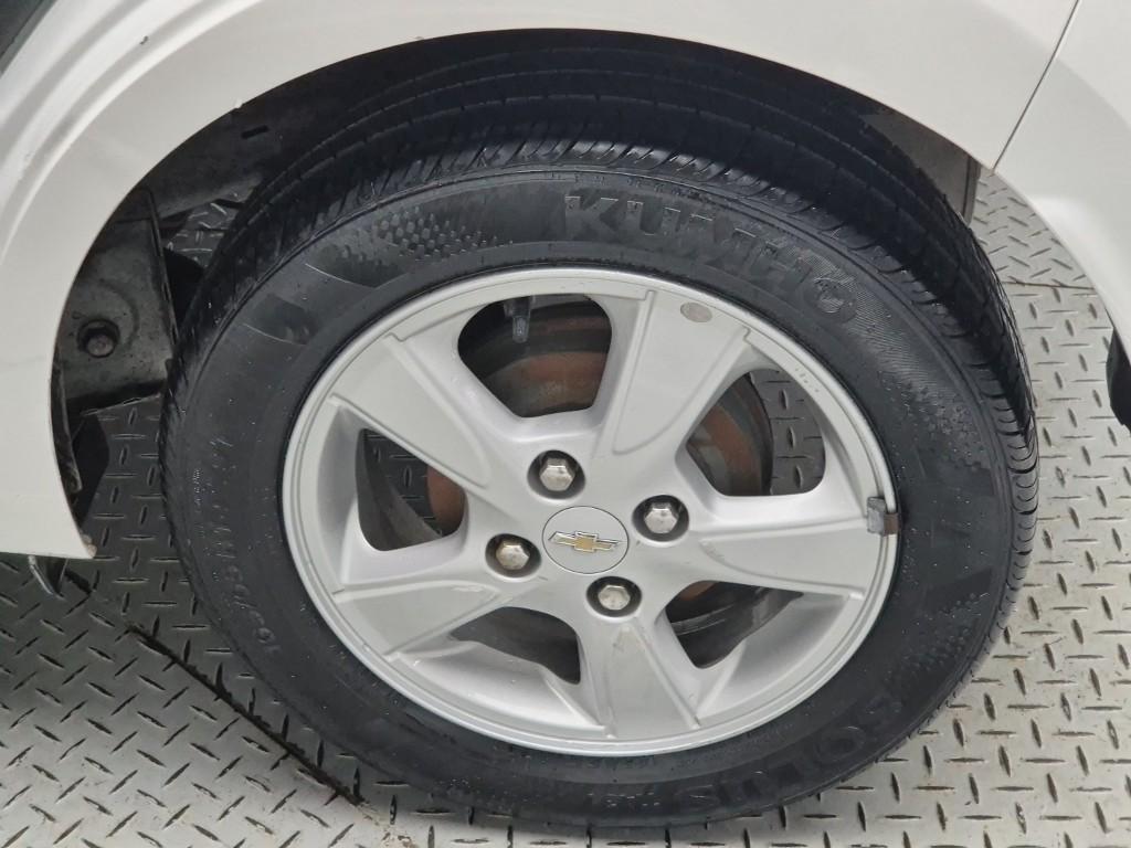 Chevrolet Spark 2016 Blanco - Importación desde Corea - HF Imports Iquique - Foto 20