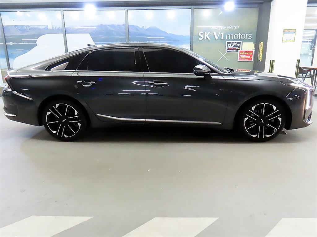 KIA K8 - Vista 3