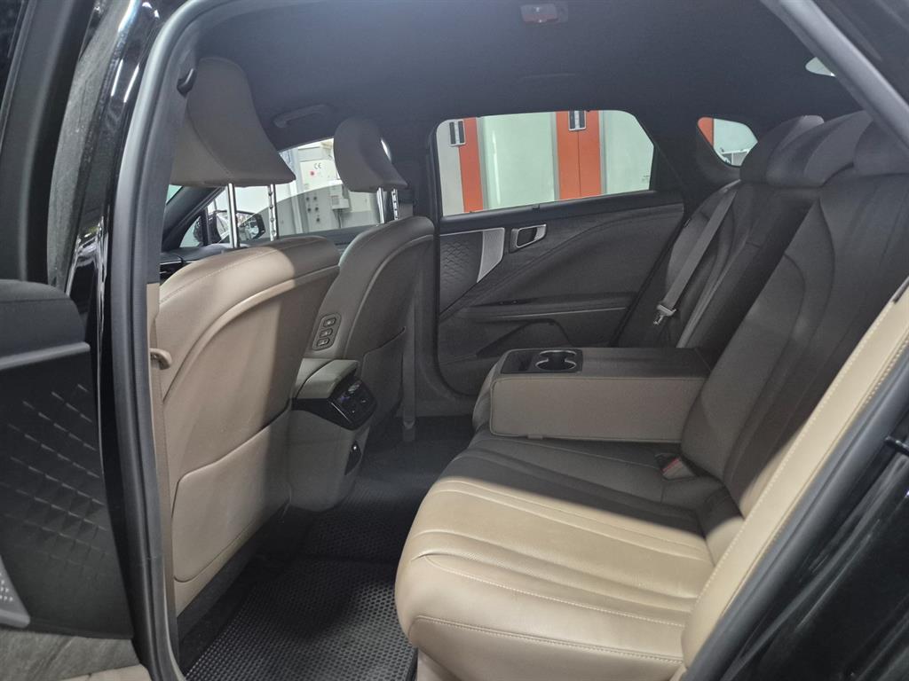 KIA K8 - Vista 6