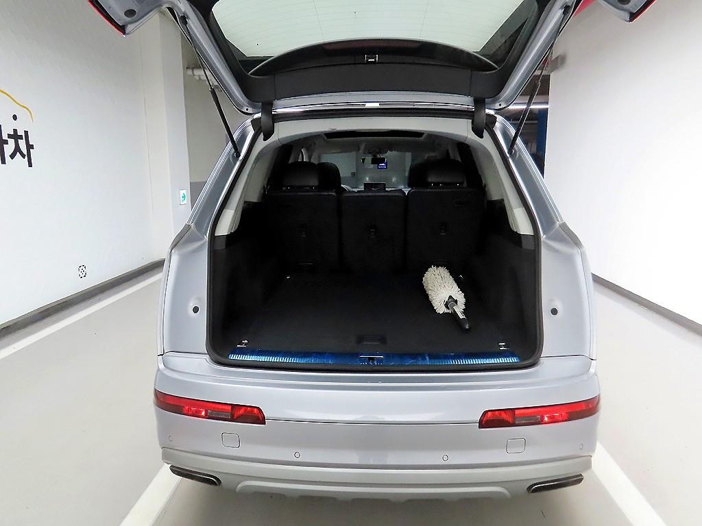 Audi Q7 - Vista 5