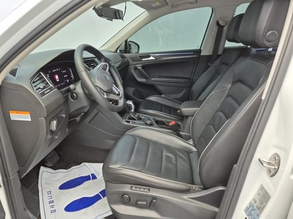 Volkswagen Tiguan - Vista 8