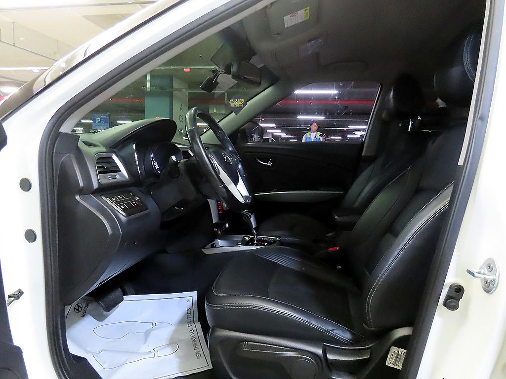 Ssangyong Tivoli - Vista 6