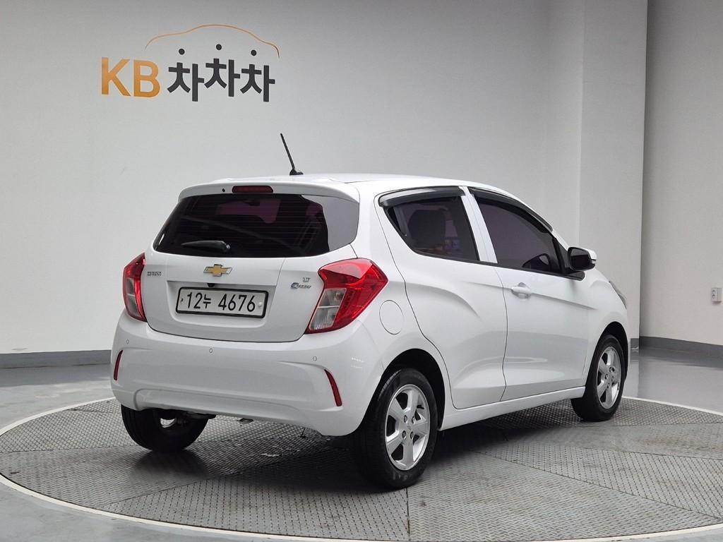 Chevrolet Spark - Vista 3