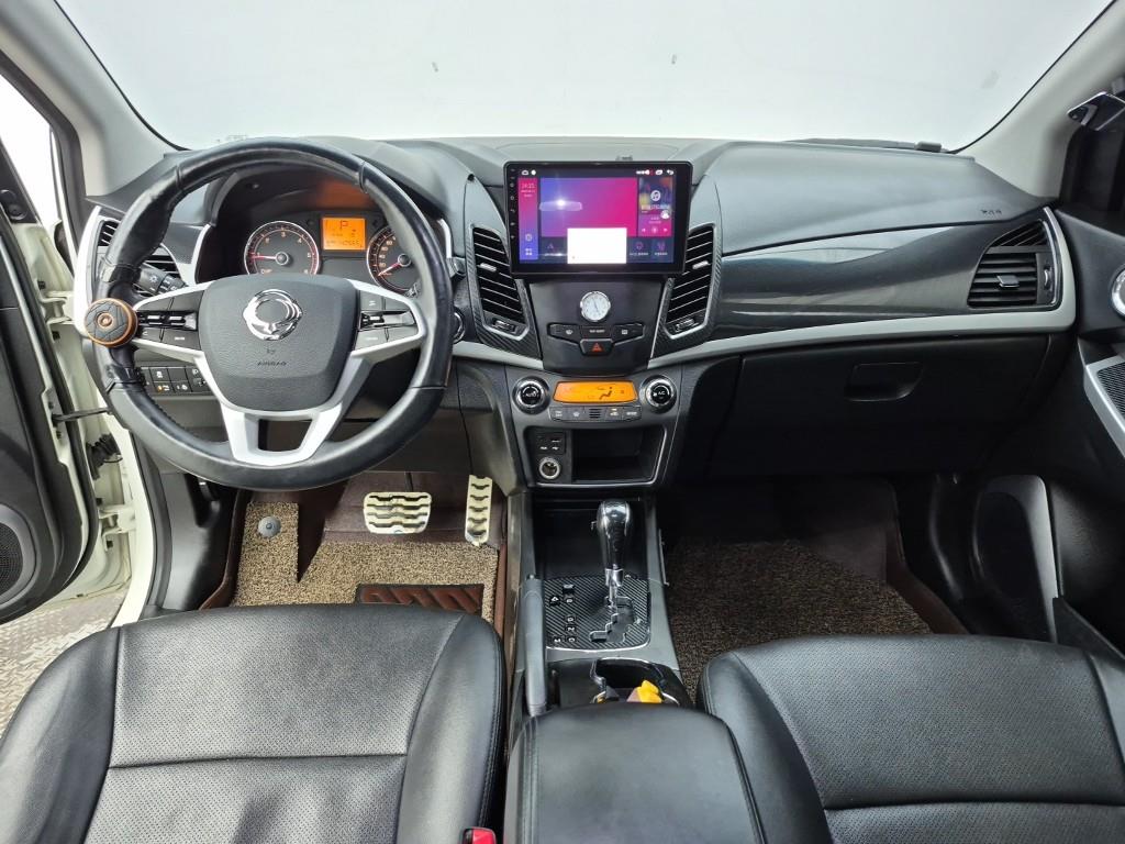 Ssangyong Korando - Vista 5