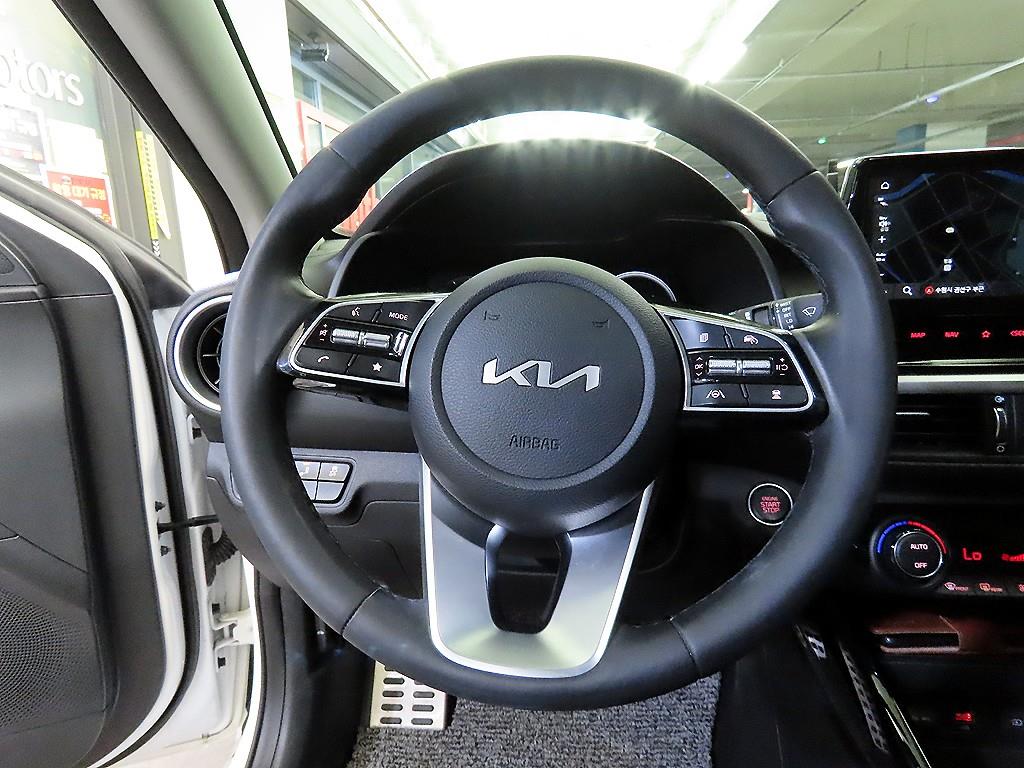 KIA K3 - Vista 8