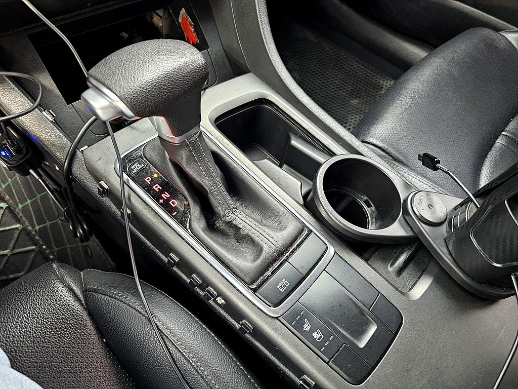 KIA K5 2018 Plateado - Importación desde Corea - HF Imports Iquique - Foto 16