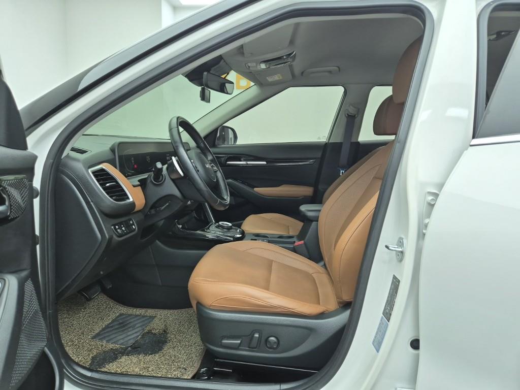KIA Seltos - Vista 11