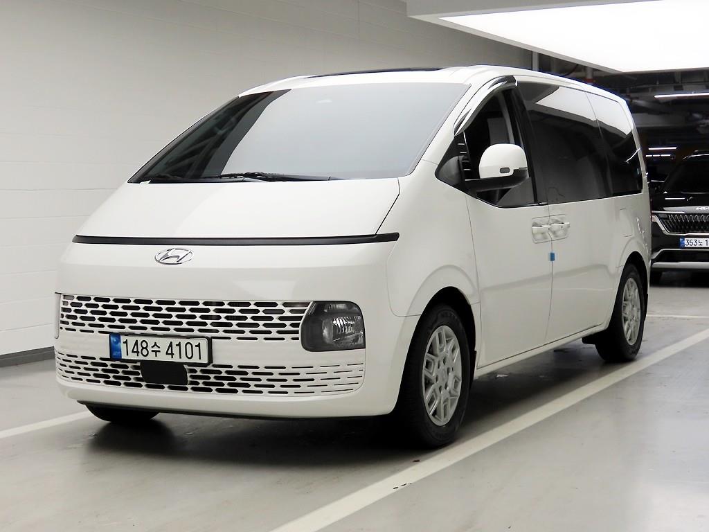 HYUNDAI Staria - Vista 2