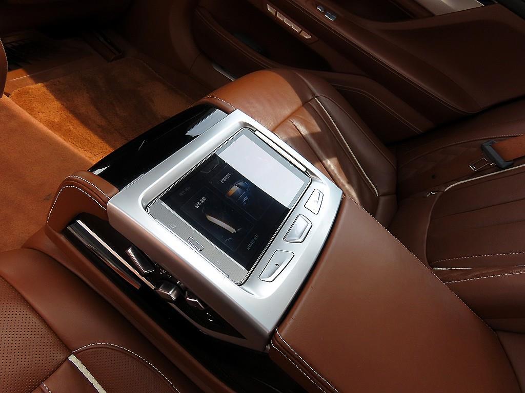 BMW 7 Series 2016 Negro - Importación desde Corea - HF Imports Iquique - Foto 14