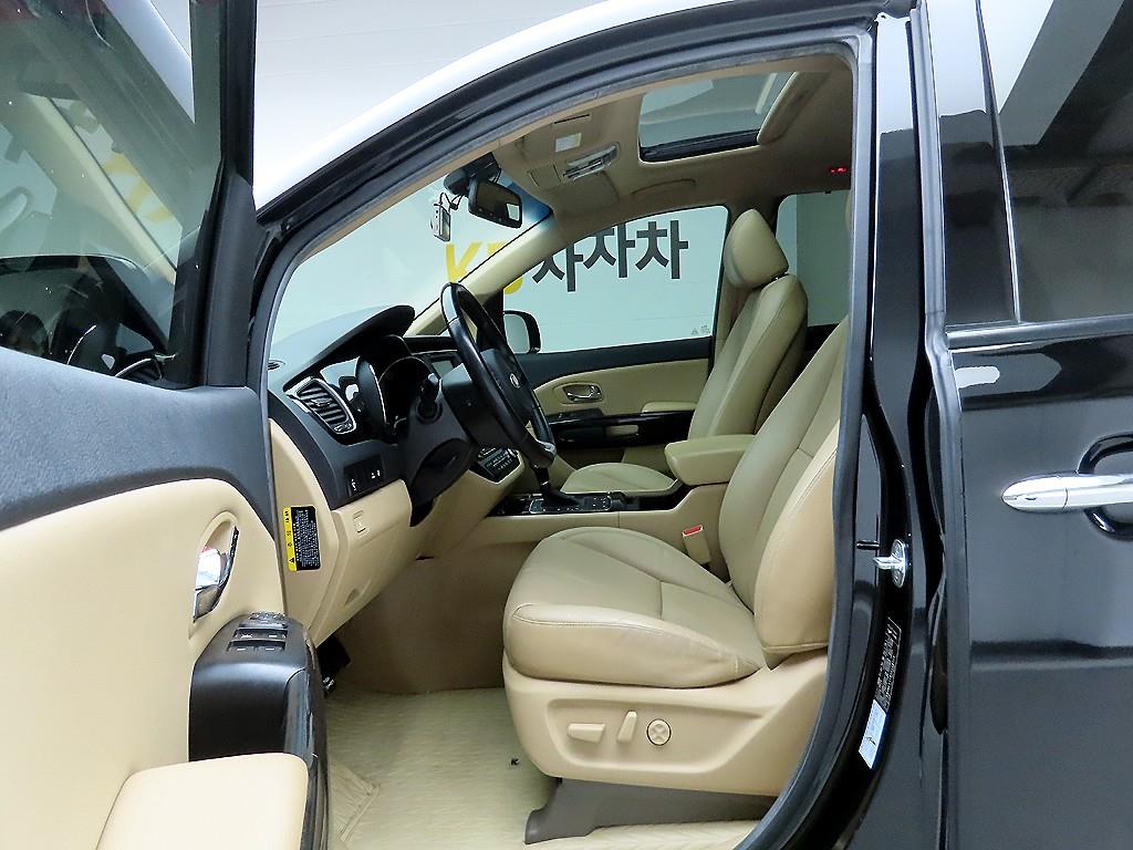 KIA Carnival 2016 Negro - Importación desde Corea - HF Imports Iquique - Foto 13