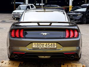 Ford Mustang - Vista 6