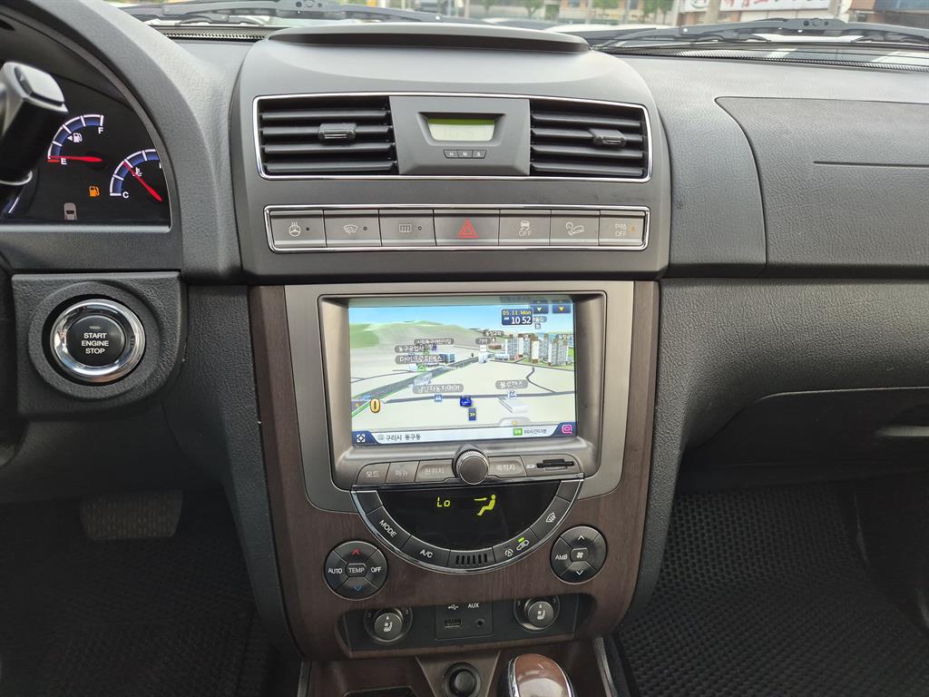 Ssangyong Rexton - Vista 9