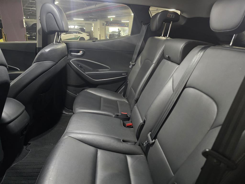 HYUNDAI Santa Fe - Vista 10