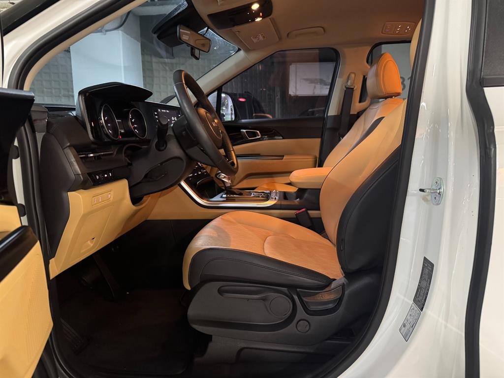 KIA Carnival 2023 Blanco - Importación desde Corea - HF Imports Iquique - Foto 1