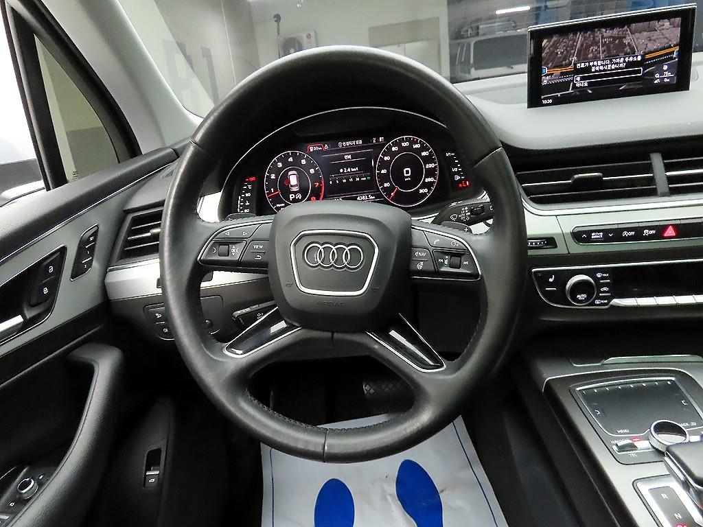 Audi Q7 - Vista 7