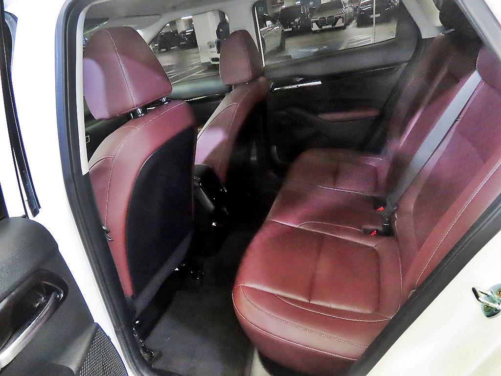KIA Seltos - Vista 7