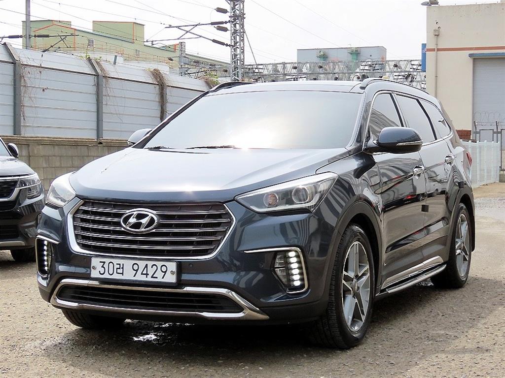 HYUNDAI Maxcruz - Vista 2