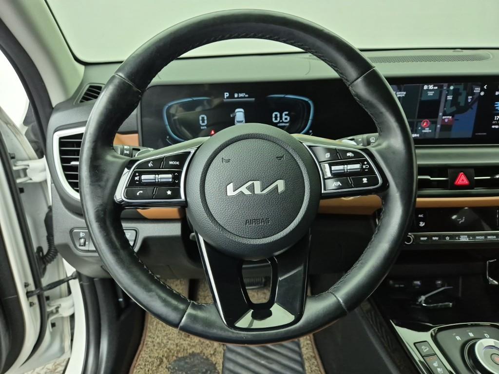 KIA Seltos - Vista 9