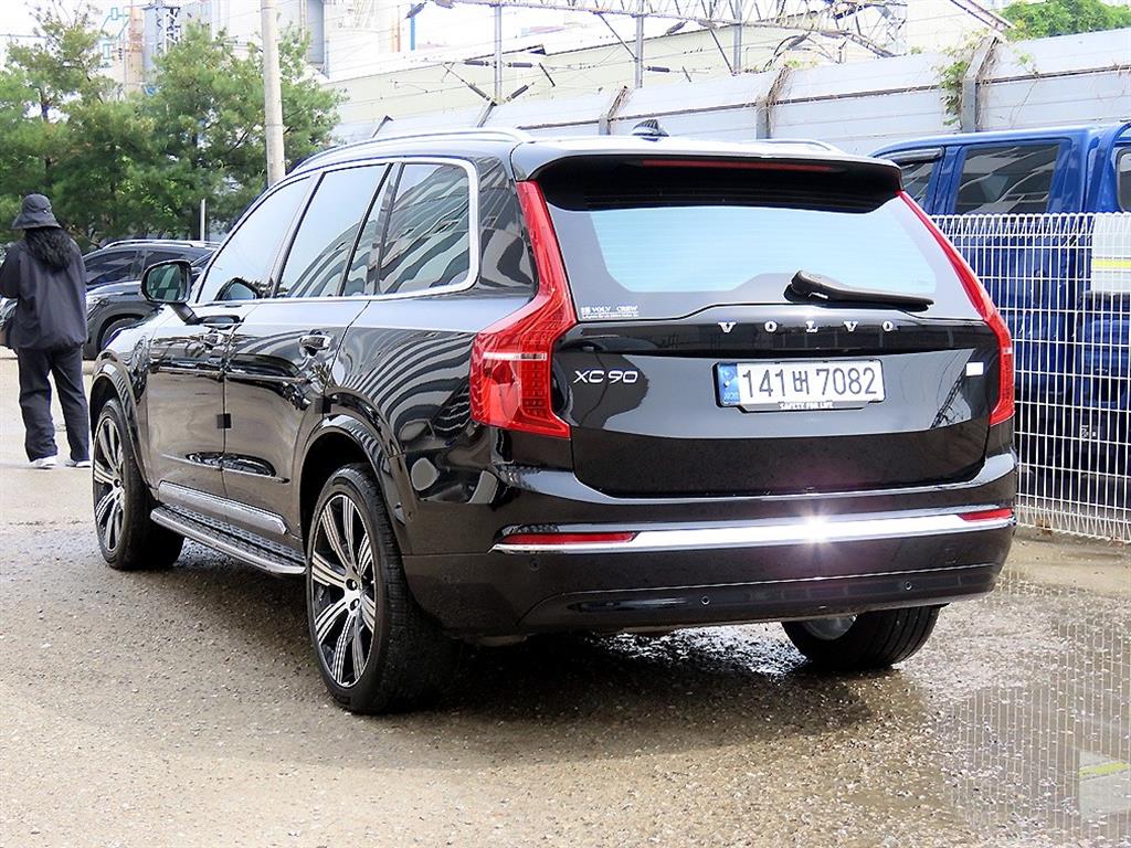 Volvo XC90 - Vista 3