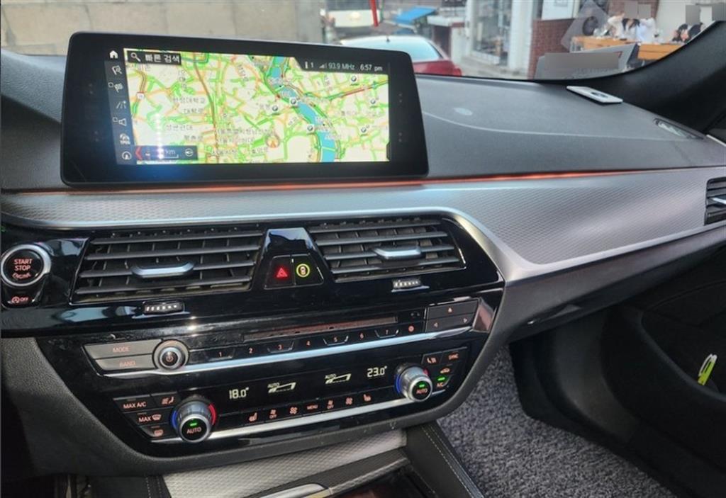 BMW 5 Series - Vista 4