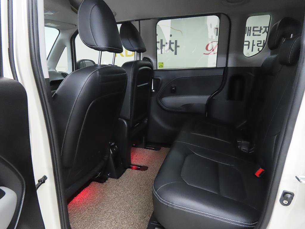 KIA Ray - Vista 6