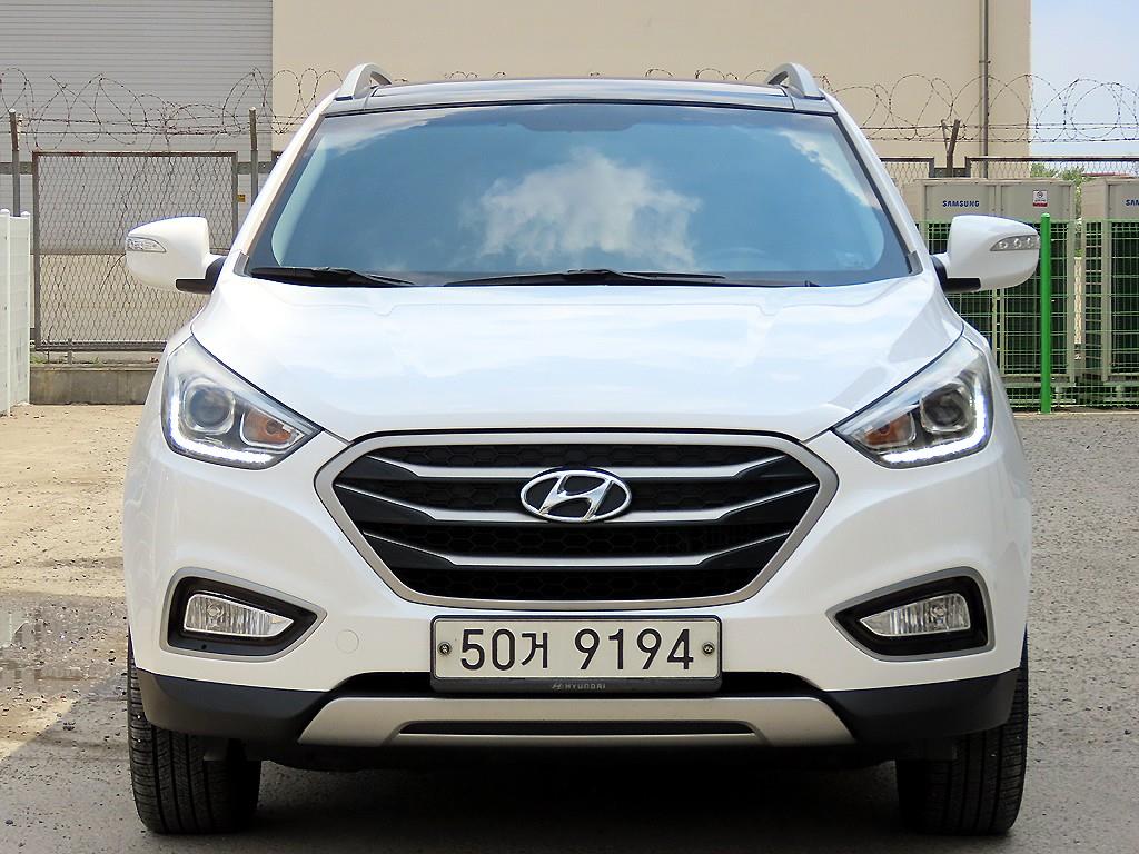 HYUNDAI Tucson 2015 Blanco - Importación desde Corea - HF Imports Iquique - Foto 1