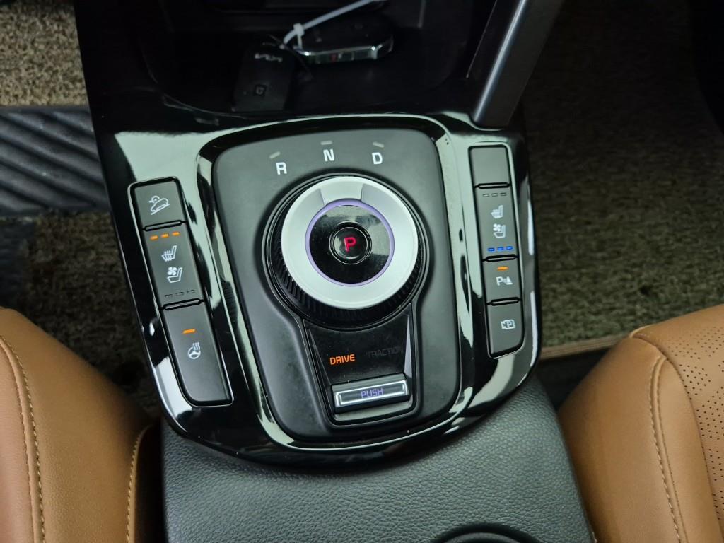 KIA Seltos - Vista 8