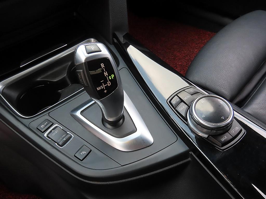BMW 4 Series - Vista 11