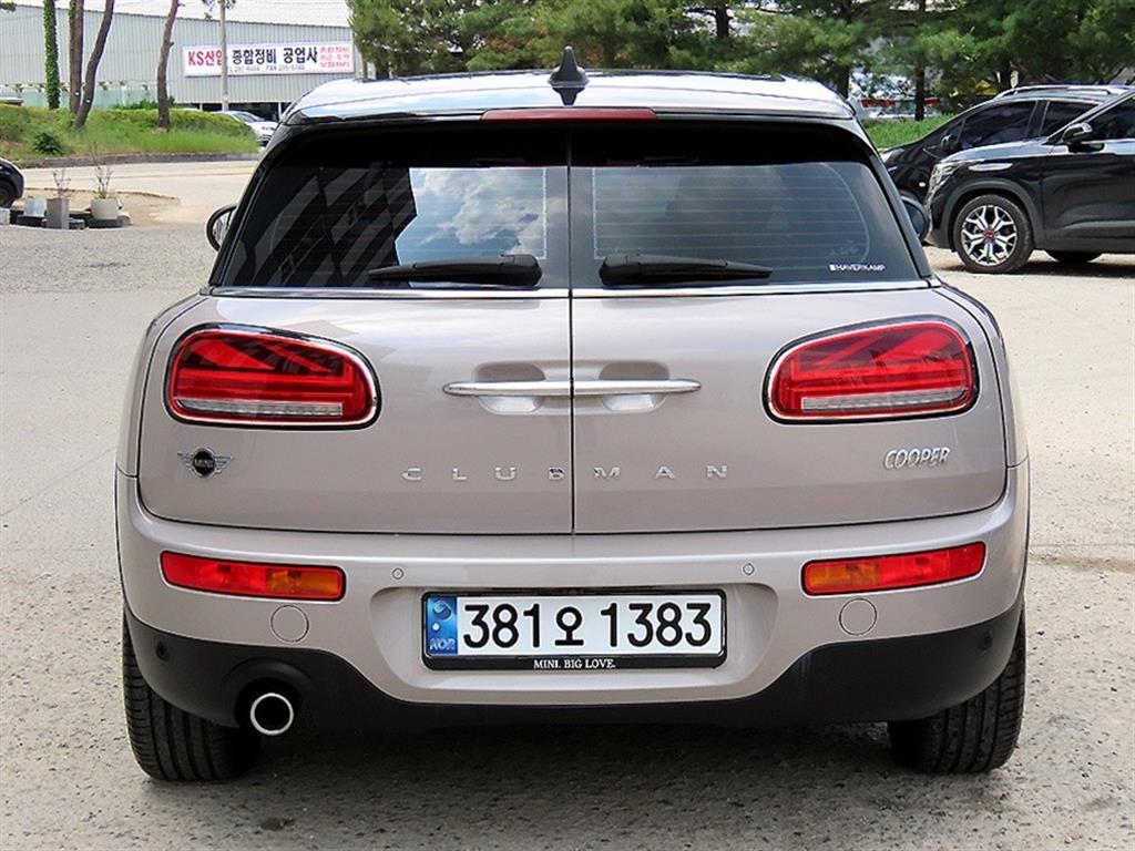 Mini Clubman - Vista 4