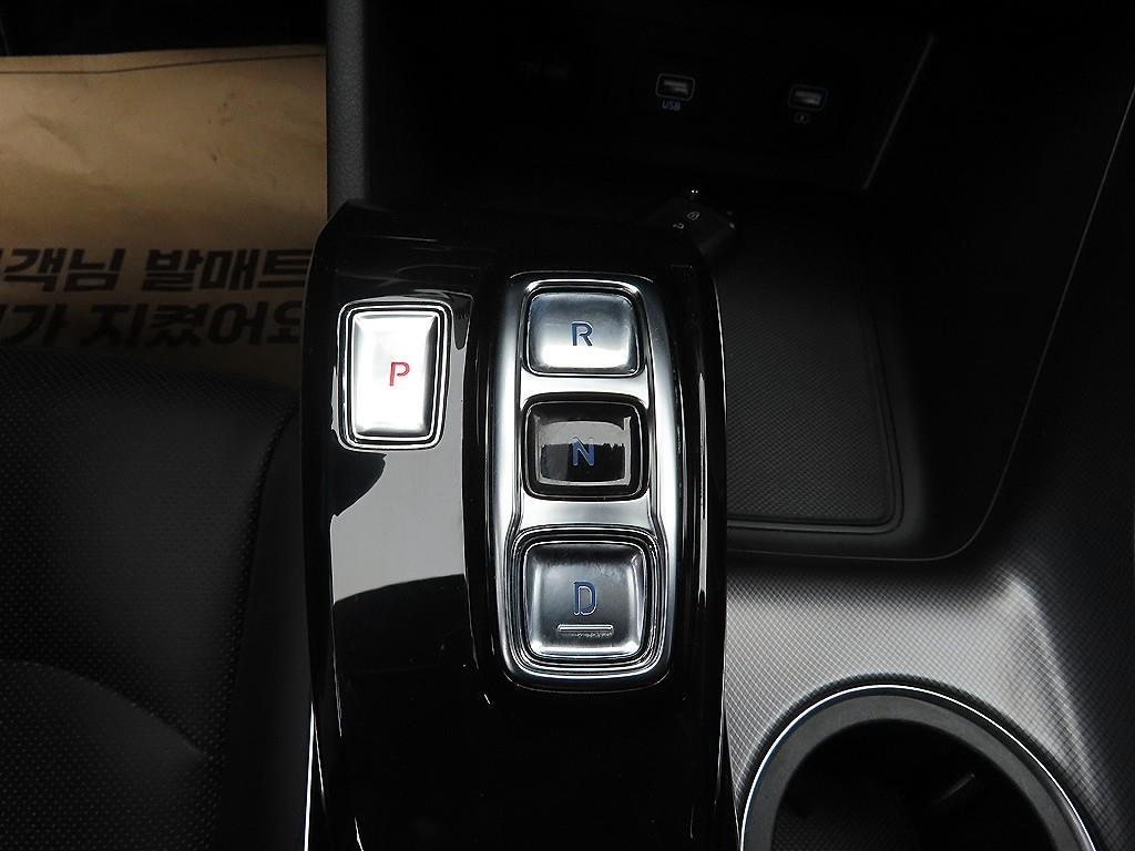 HYUNDAI Sonata - Vista 10
