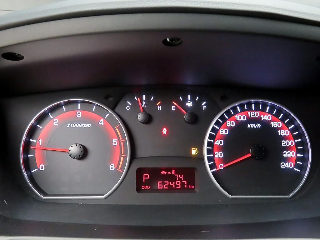 Ssangyong Korando - Vista 8