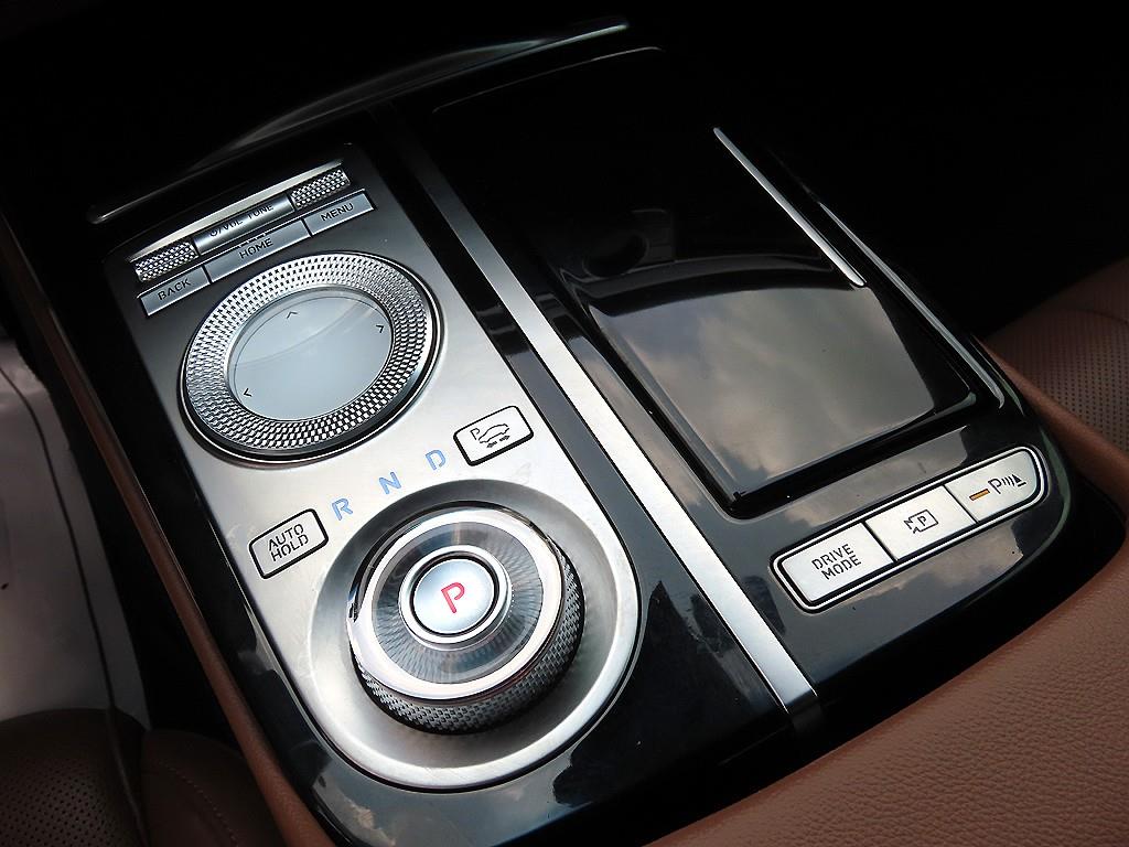 Genesis G80 - Vista 11
