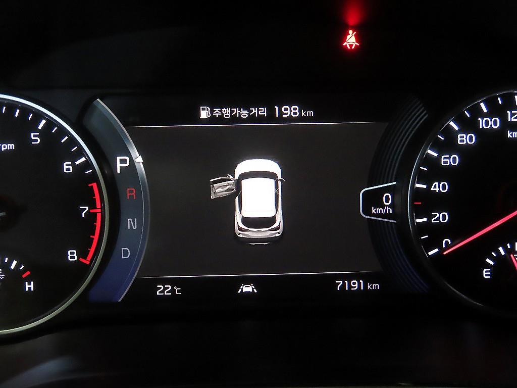 KIA Seltos - Vista 9