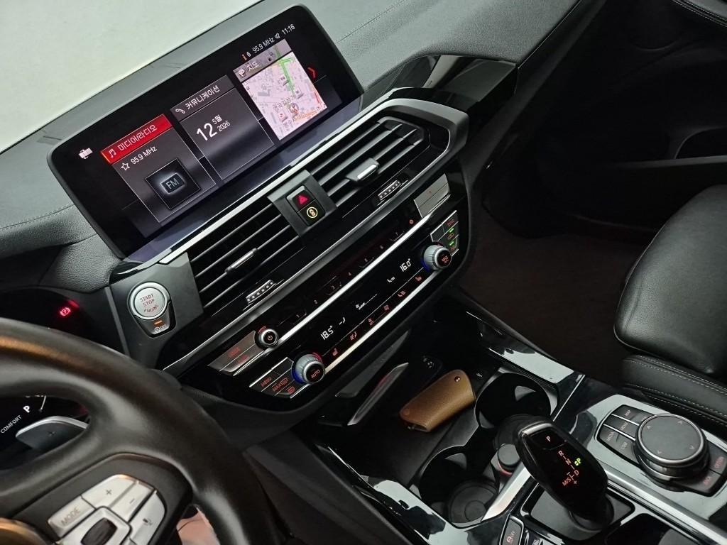 BMW X3 - Vista 10